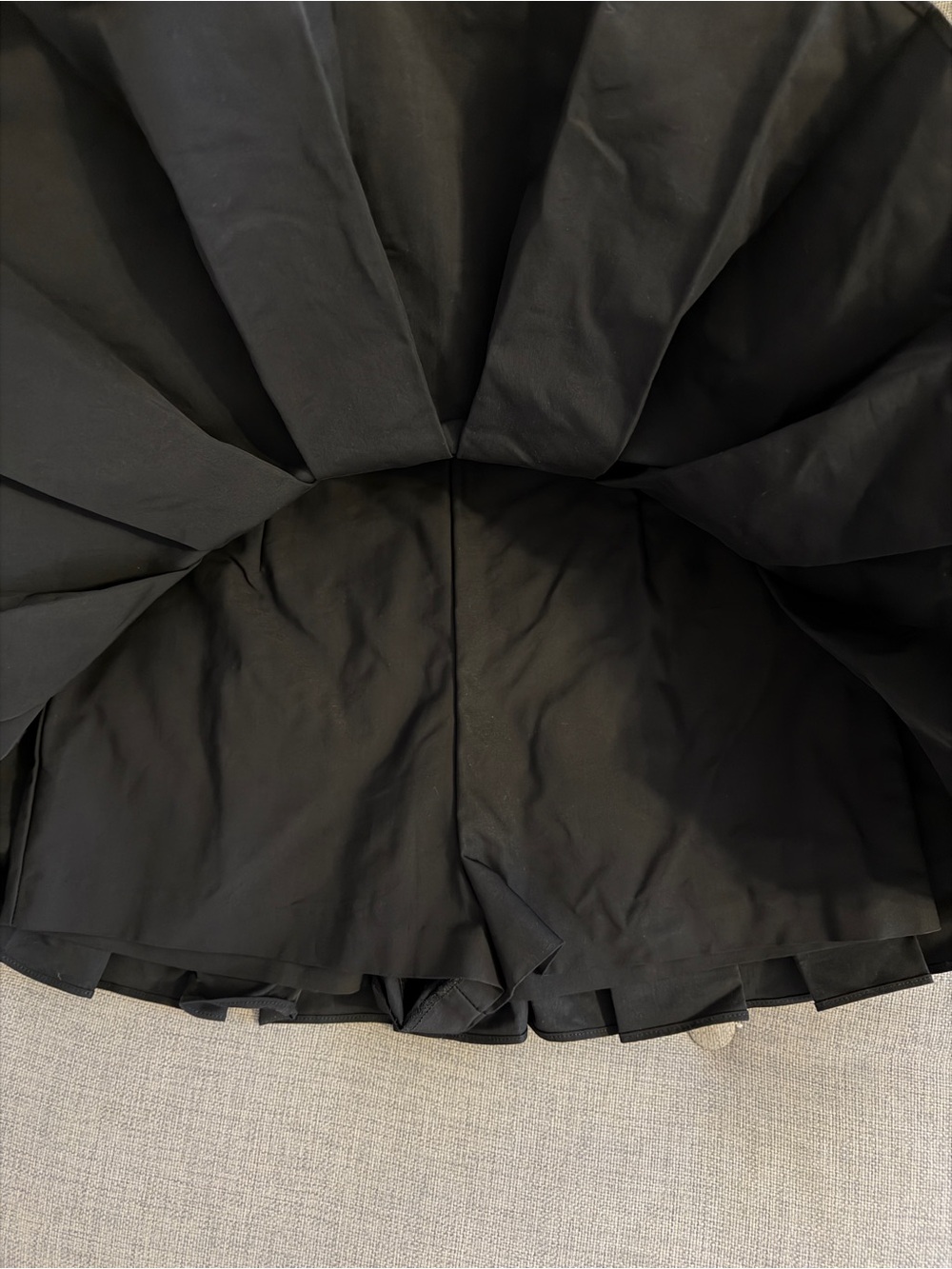 Amanda Uprichard Black Mini Pleated skirt skort Dixon with hidden shorts Size S - Picture 2 of 4